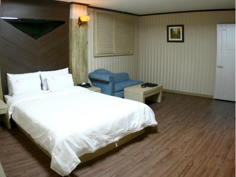 Metro Pol Tourist Hotel Pyeongtaek Exterior foto