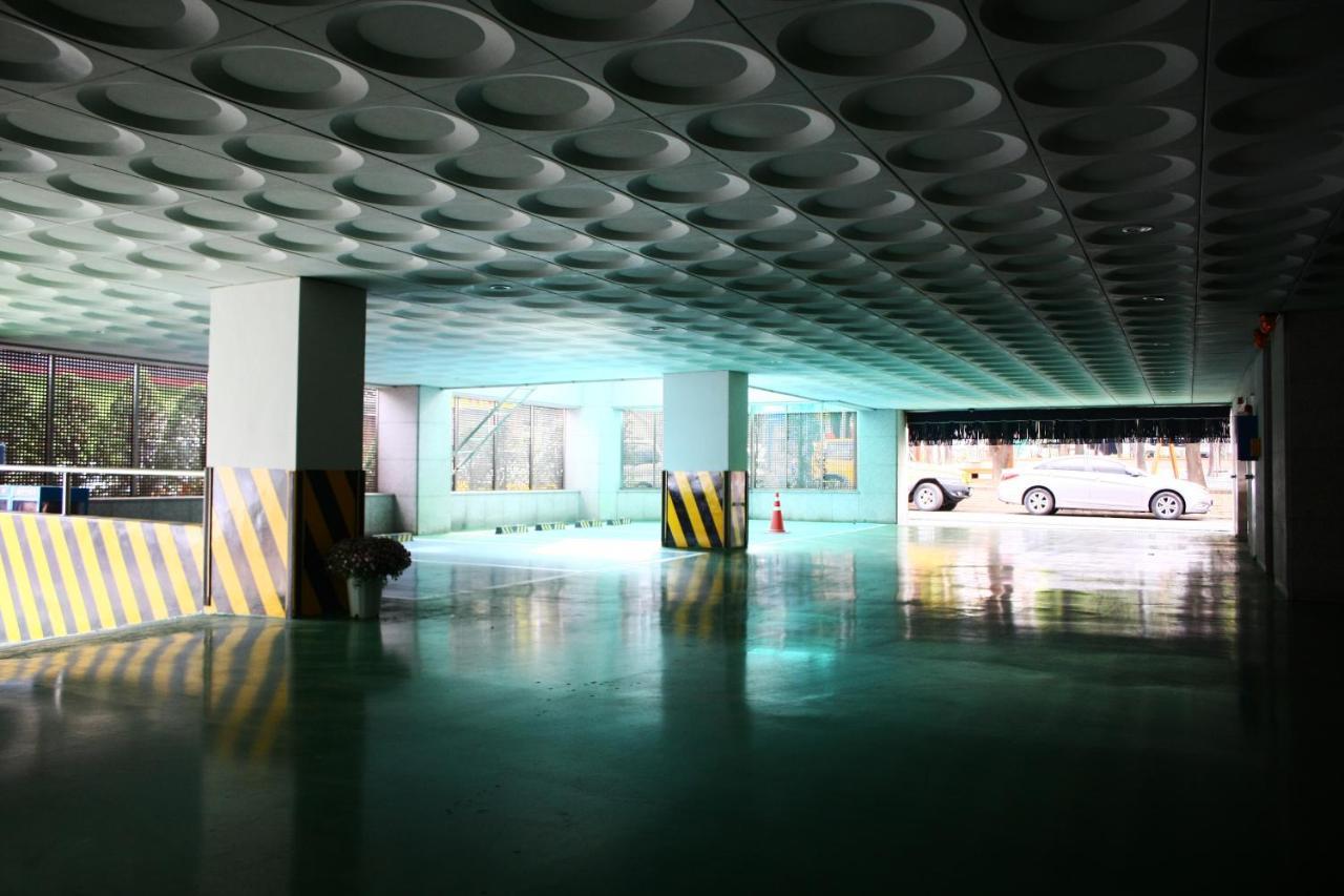 Metro Pol Tourist Hotel Pyeongtaek Exterior foto